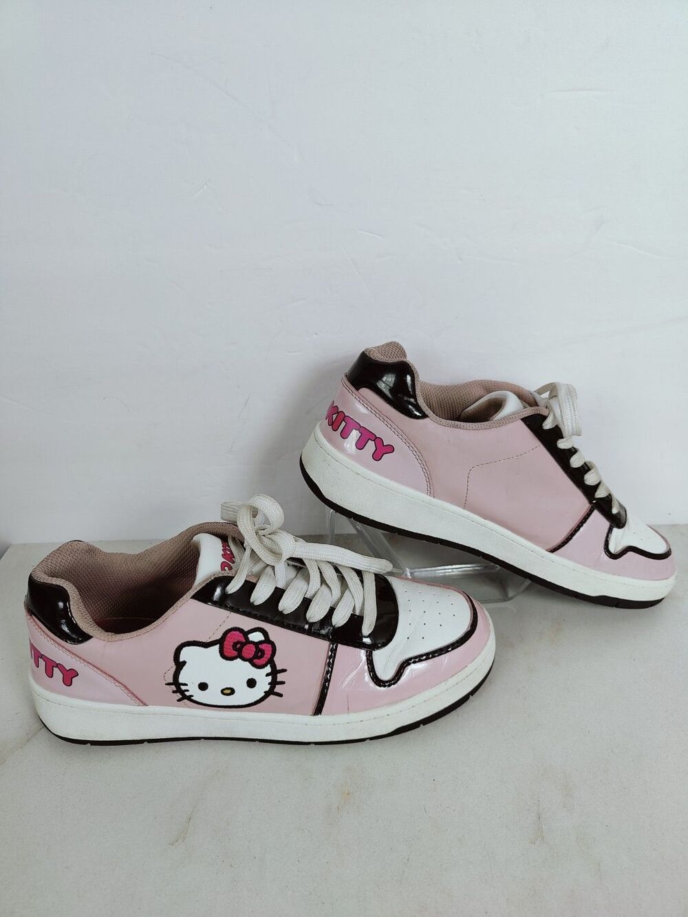 Sanrio Hello Kitty and Friends Women's Pink Casual Court Sneakers, Sz 10